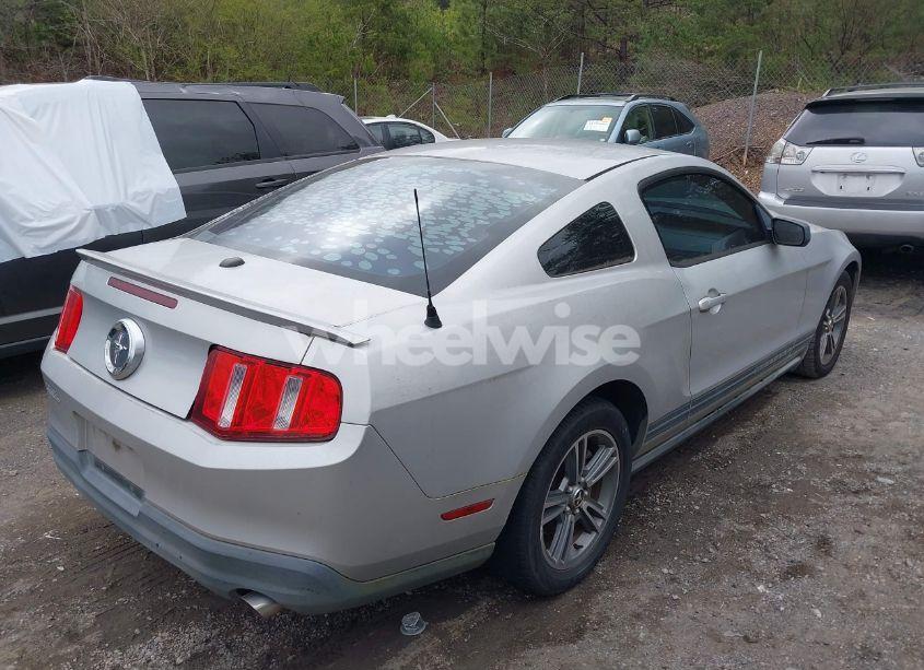 Photo 4 of 2010 Ford Mustang V6 PREMIUM (VIN 1ZVBP8AN8A5108851)