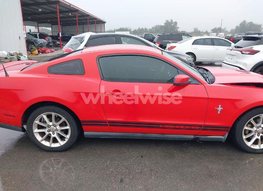 Photo 13 of 2010 Ford Mustang (VIN 1ZVBP8AN8A5129330)
