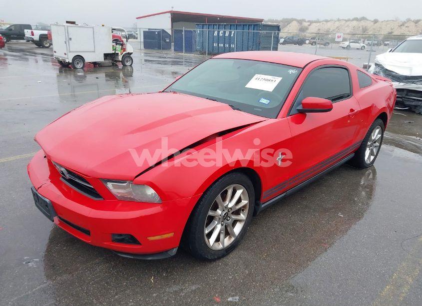 Photo 2 of 2010 Ford Mustang (VIN 1ZVBP8AN8A5129330)