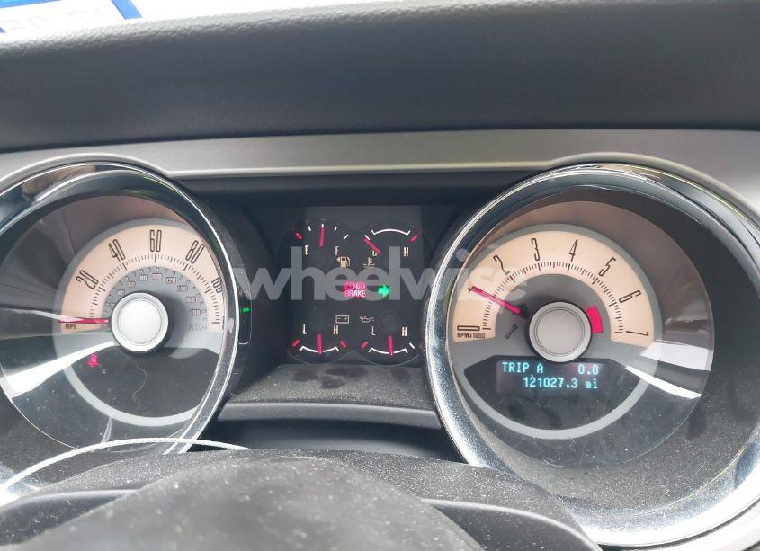 Photo 7 of 2010 Ford Mustang (VIN 1ZVBP8AN8A5129330)