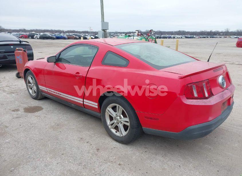 Photo 3 of 2010 Ford Mustang V6/V6 PREMIUM (VIN 1ZVBP8AN8A5153689)