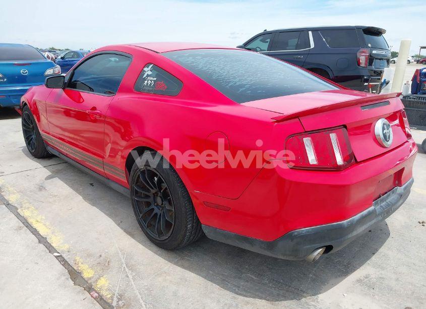 Photo 3 of 2010 Ford Mustang V6/V6 PREMIUM (VIN 1ZVBP8AN9A5176804)