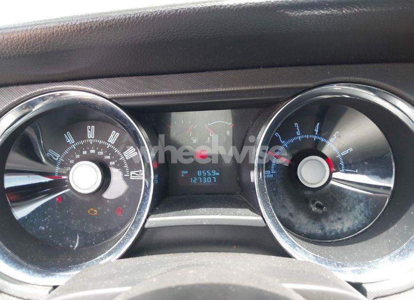 Photo 7 of 2010 Ford Mustang V6/V6 PREMIUM (VIN 1ZVBP8AN9A5176804)