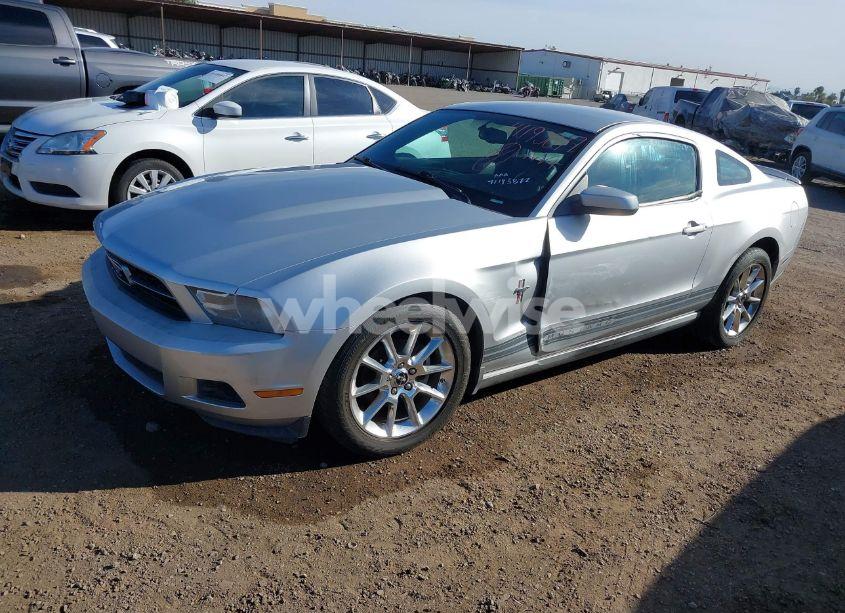 Photo 2 of 2010 Ford Mustang V6/V6 PREMIUM (VIN 1ZVBP8ANXA5120435)