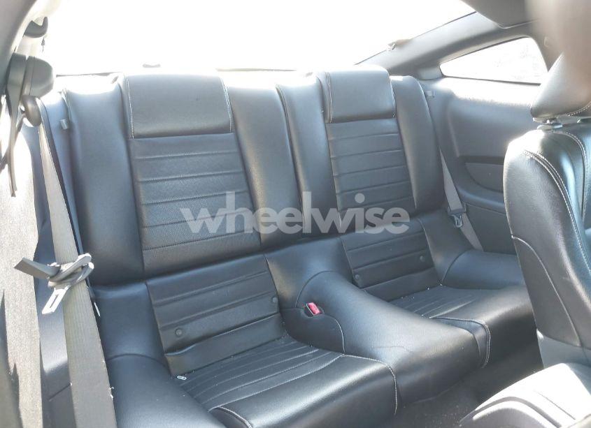 Photo 8 of 2010 Ford Mustang V6/V6 PREMIUM (VIN 1ZVBP8ANXA5120435)