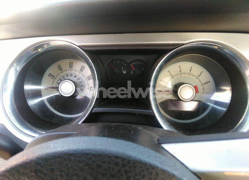 Photo 7 of 2010 Ford Mustang V6/V6 PREMIUM (VIN 1ZVBP8ANXA5137431)