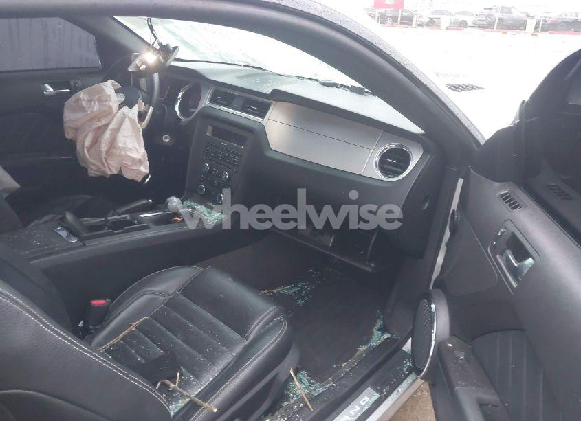 Photo 5 of 2012 Ford Mustang GT PREMIUM (VIN 1ZVBP8CF0C5274208)