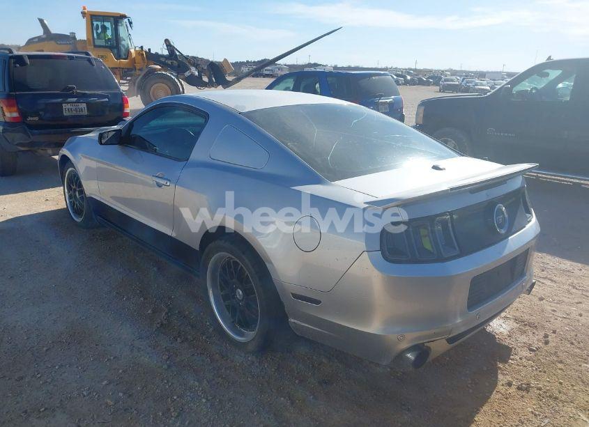 Photo 3 of 2013 Ford Mustang GT PREMIUM (VIN 1ZVBP8CF3D5284233)