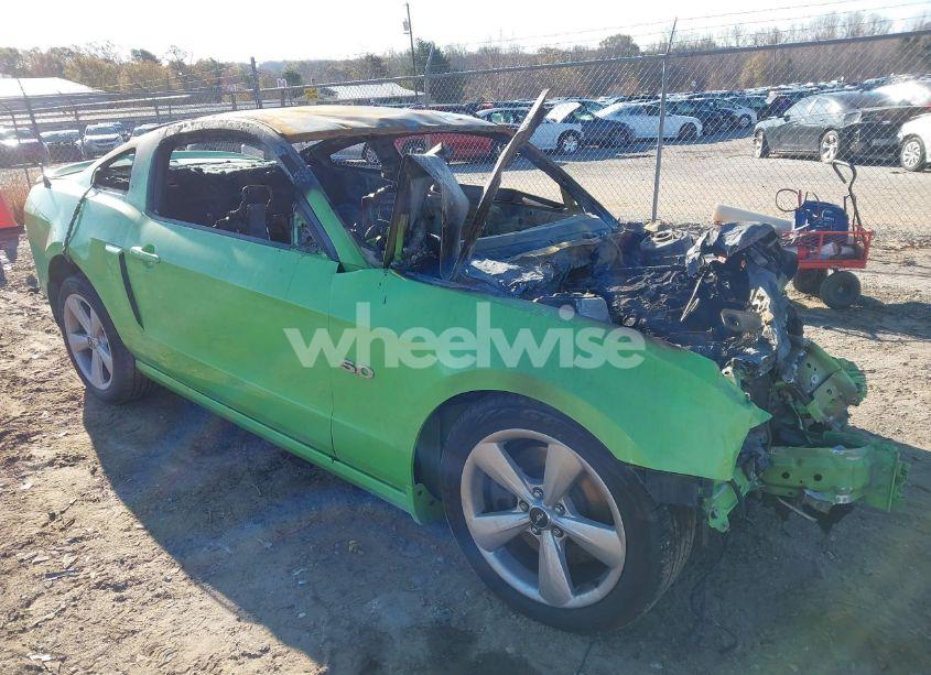 2014 Ford Mustang GT PREMIUM (VIN 1ZVBP8CF3E5230822) main photo