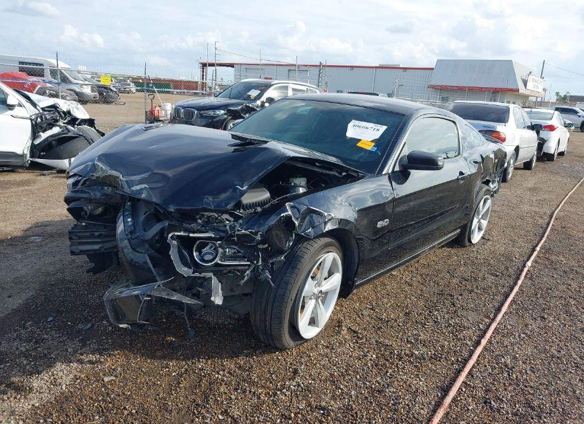 Photo 2 of 2014 Ford Mustang GT (VIN 1ZVBP8CF3E5326658)