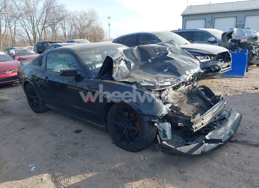 2011 Ford Mustang GT PREMIUM (VIN 1ZVBP8CF4B5133673) main photo
