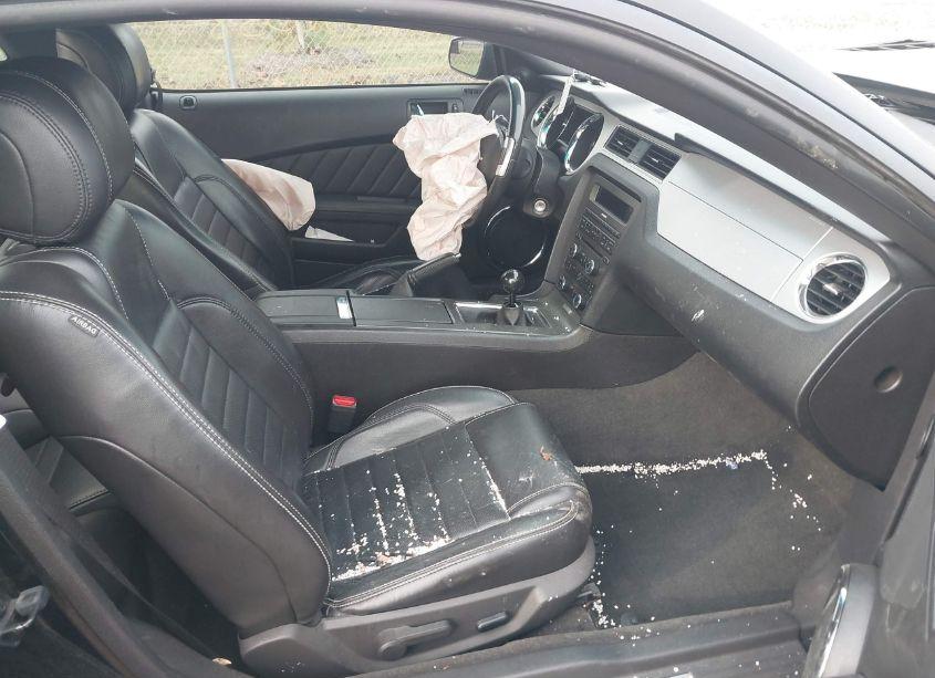 Photo 5 of 2013 Ford Mustang GT PREMIUM (VIN 1ZVBP8CF4D5238197)