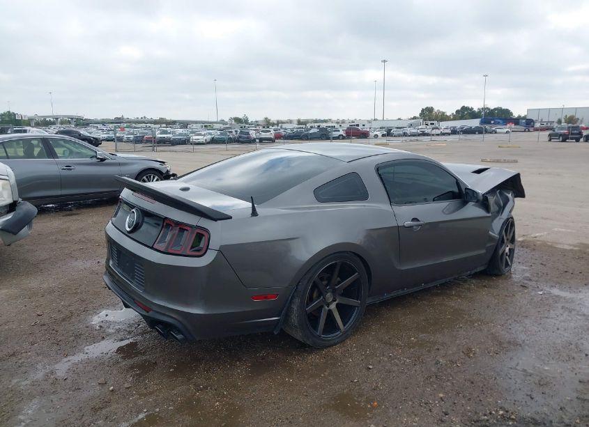 Photo 4 of 2014 Ford Mustang GT (VIN 1ZVBP8CF4E5297607)