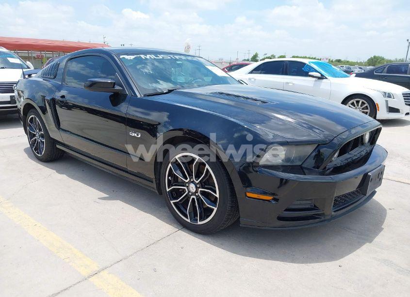 2014 Ford Mustang GT PREMIUM (VIN 1ZVBP8CF4E5326328) main photo