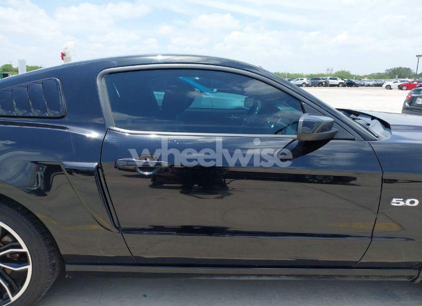 Photo 13 of 2014 Ford Mustang GT PREMIUM (VIN 1ZVBP8CF4E5326328)