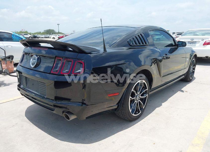 Photo 4 of 2014 Ford Mustang GT PREMIUM (VIN 1ZVBP8CF4E5326328)