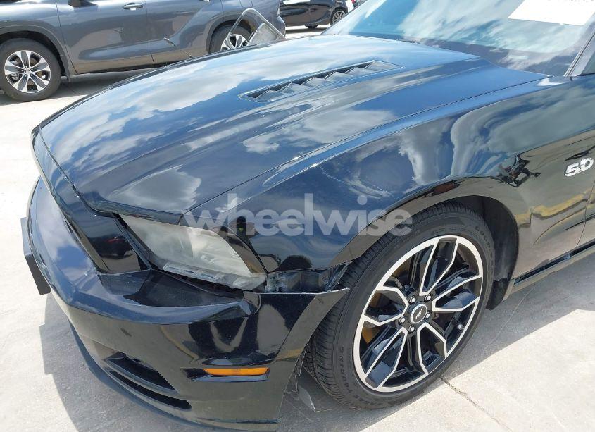 Photo 6 of 2014 Ford Mustang GT PREMIUM (VIN 1ZVBP8CF4E5326328)