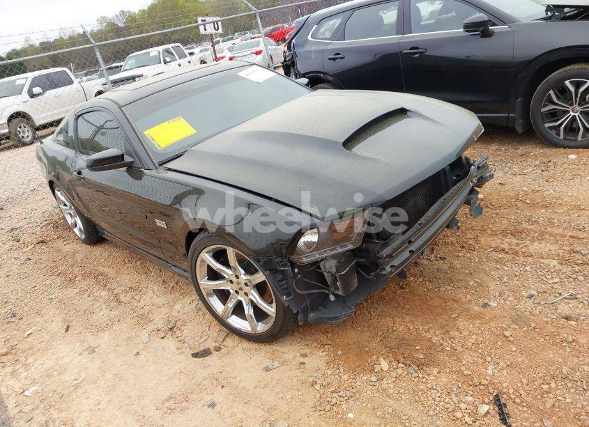 2011 Ford Mustang GT PREMIUM (VIN 1ZVBP8CF5B5124240) main photo