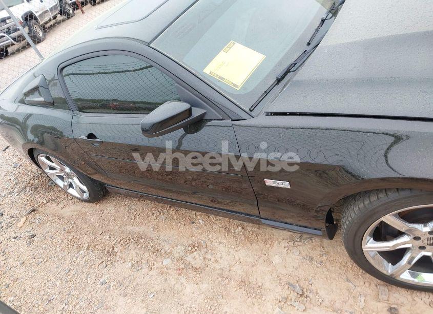 Photo 13 of 2011 Ford Mustang GT PREMIUM (VIN 1ZVBP8CF5B5124240)