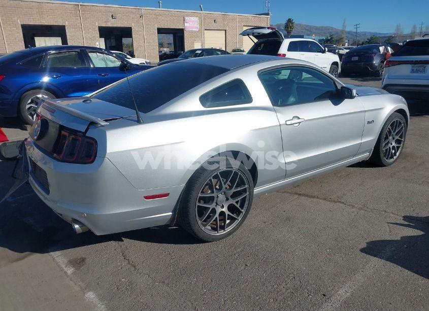 Photo 4 of 2013 Ford Mustang GT PREMIUM (VIN 1ZVBP8CF5D5255574)