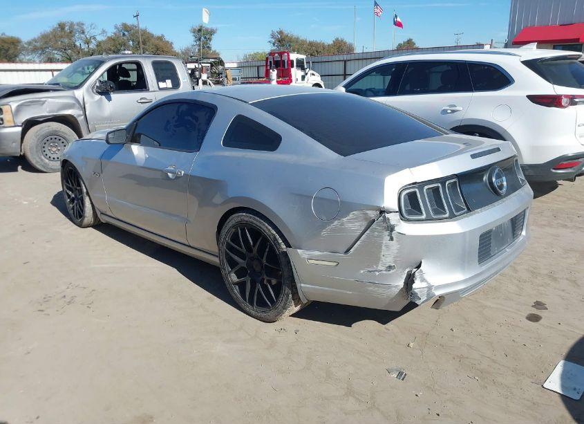 Photo 3 of 2013 Ford Mustang GT (VIN 1ZVBP8CF6D5200714)