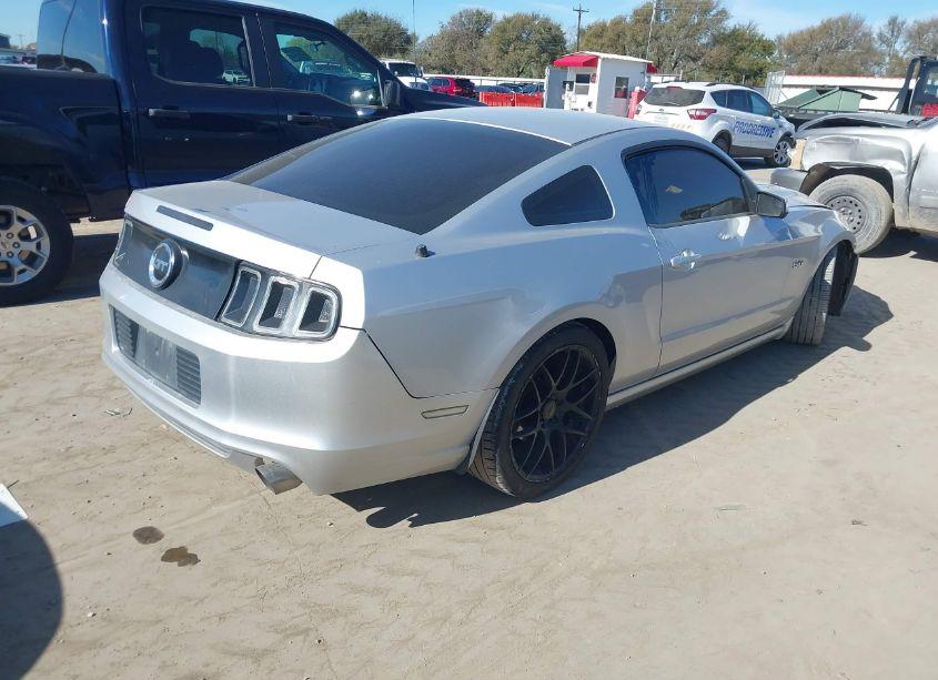 Photo 4 of 2013 Ford Mustang GT (VIN 1ZVBP8CF6D5200714)