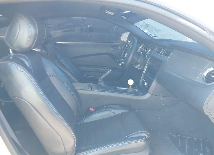 Photo 5 of 2013 Ford Mustang GT (VIN 1ZVBP8CF6D5200714)