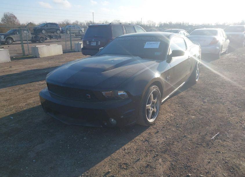 Photo 2 of 2011 Ford Mustang GT PREMIUM (VIN 1ZVBP8CF8B5150590)