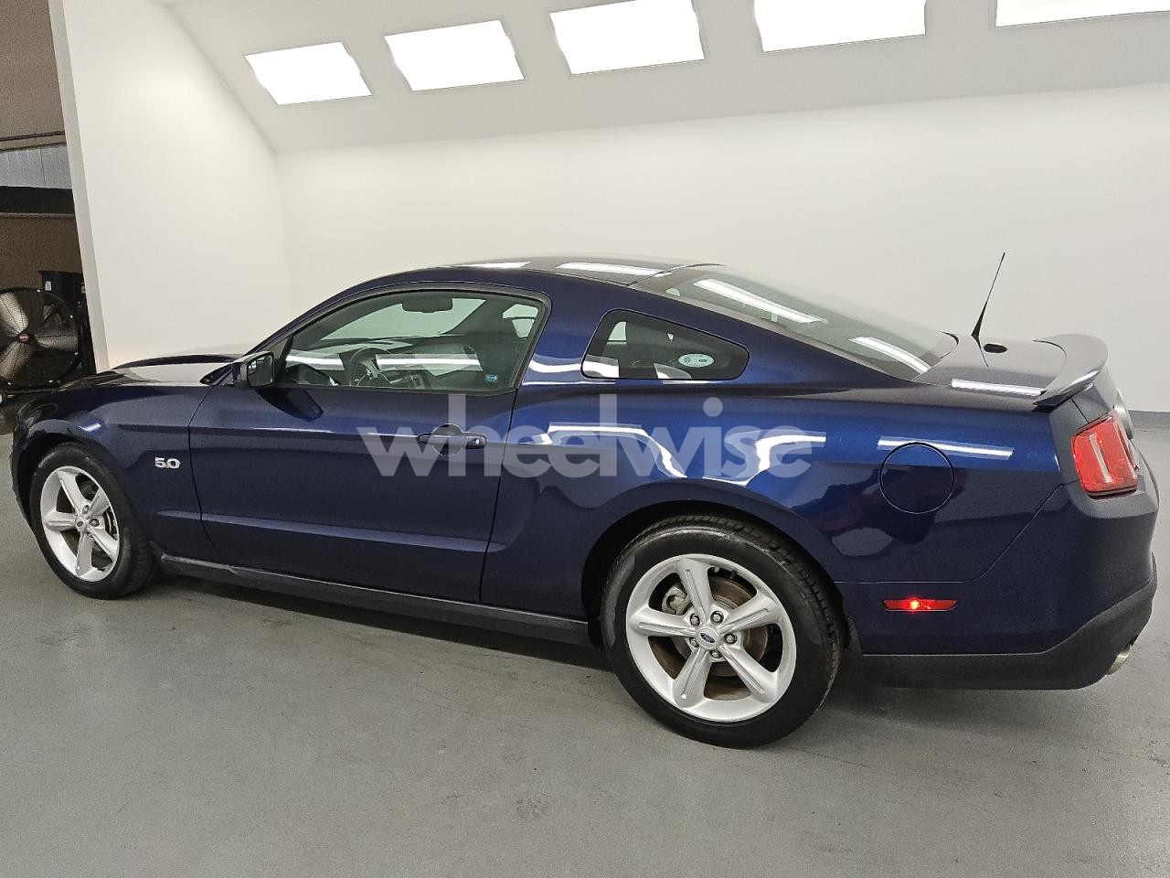 Photo 2 of 2011 FORD MUSTANG GT (VIN 1ZVBP8CF8B5160617)