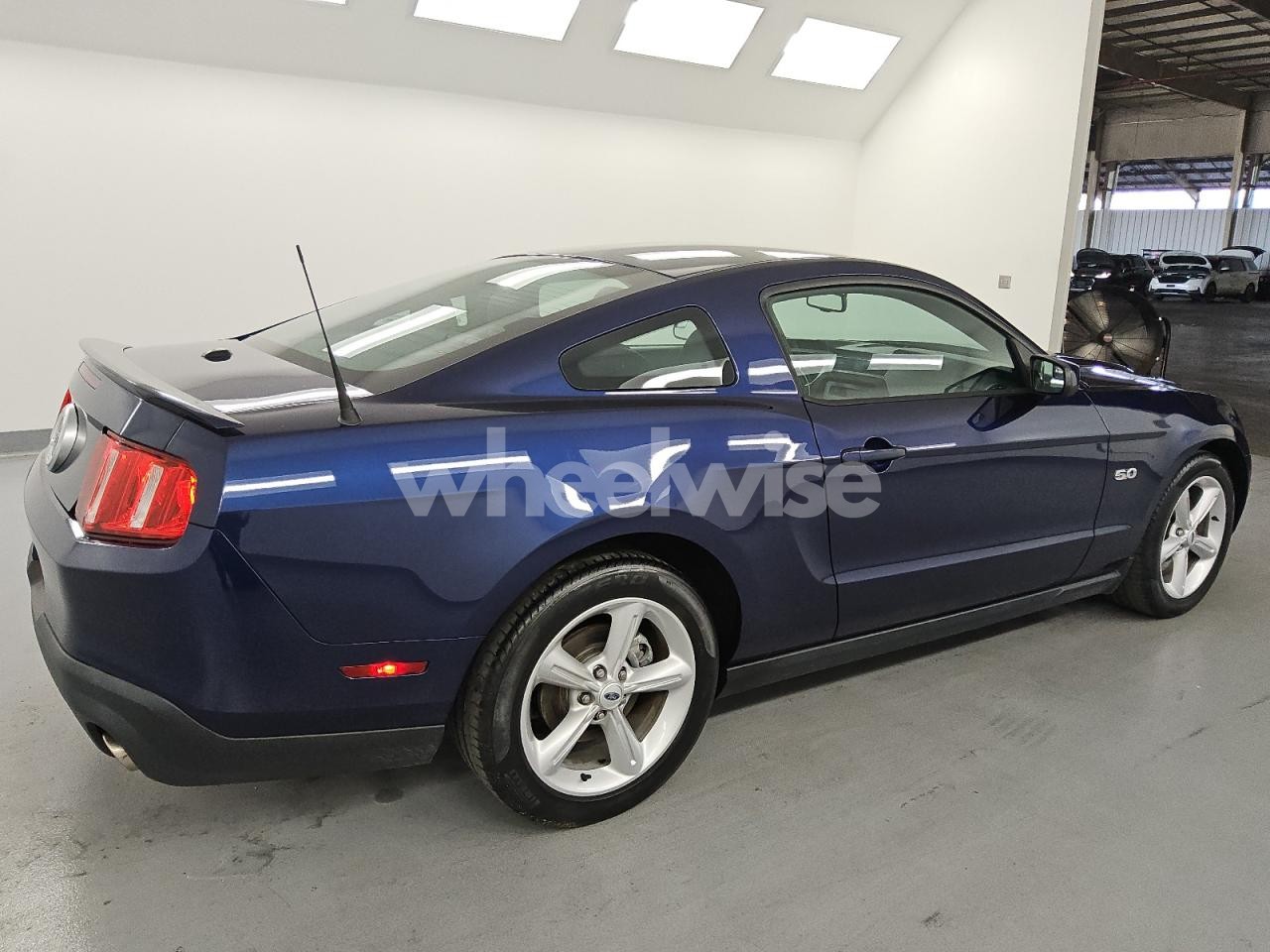 Photo 3 of 2011 FORD MUSTANG GT (VIN 1ZVBP8CF8B5160617)