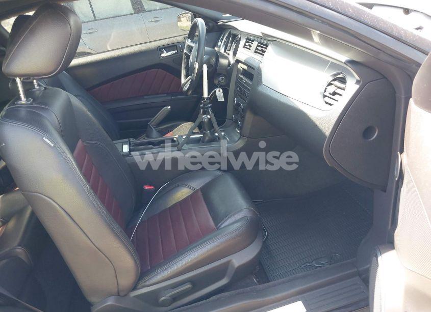 Photo 5 of 2012 Ford Mustang GT PREMIUM (VIN 1ZVBP8CF8C5229808)