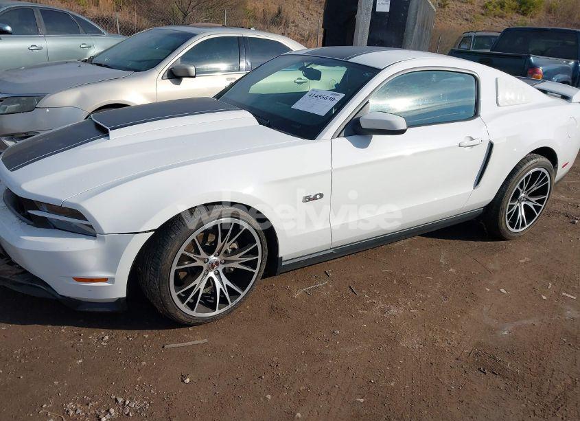 Photo 2 of 2012 Ford Mustang GT PREMIUM (VIN 1ZVBP8CF8C5261996)