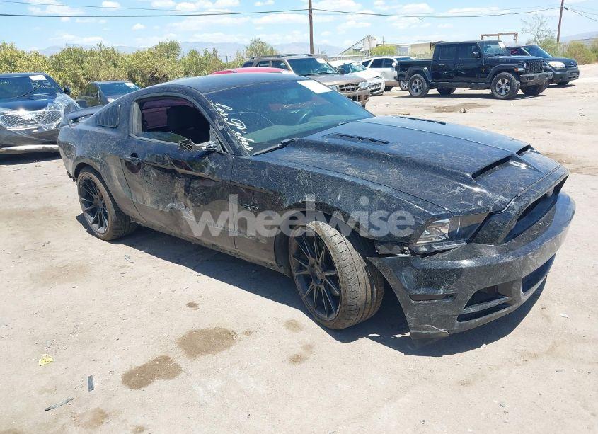 2014 Ford Mustang GT (VIN 1ZVBP8CF8E5237801) main photo