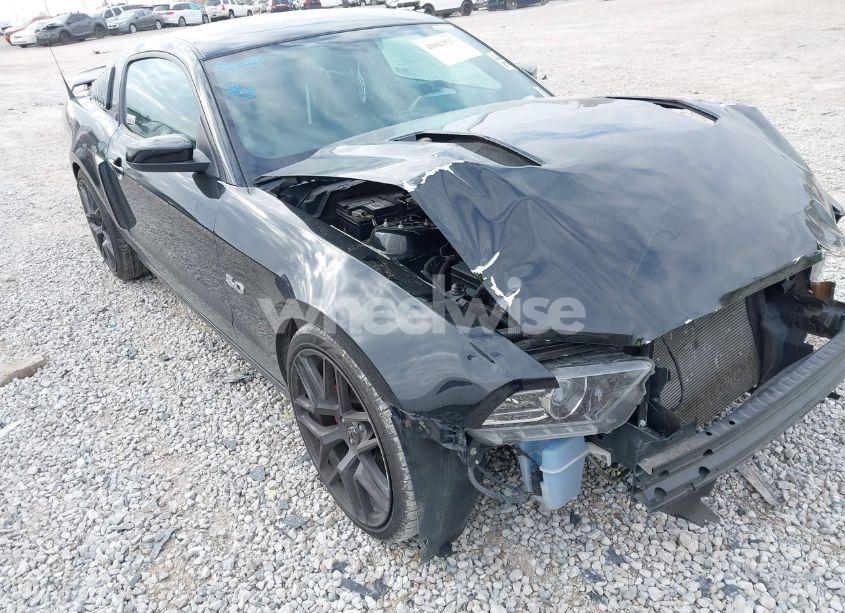 2013 Ford Mustang GT PREMIUM (VIN 1ZVBP8CF9D5233318) main photo