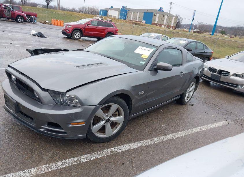Photo 2 of 2013 Ford Mustang GT (VIN 1ZVBP8CFXD5224028)