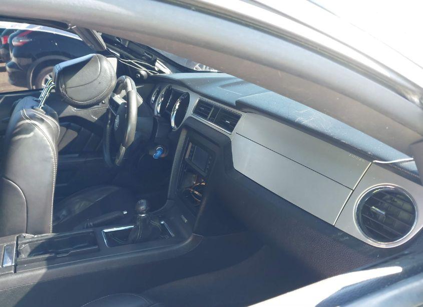 2013 Ford Mustang GT PREMIUM (VIN 1ZVBP8CFXD5271317) main photo