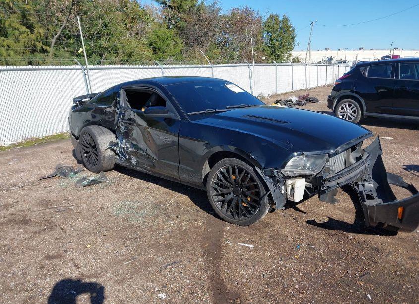 Photo 13 of 2013 Ford Mustang GT PREMIUM (VIN 1ZVBP8CFXD5271317)