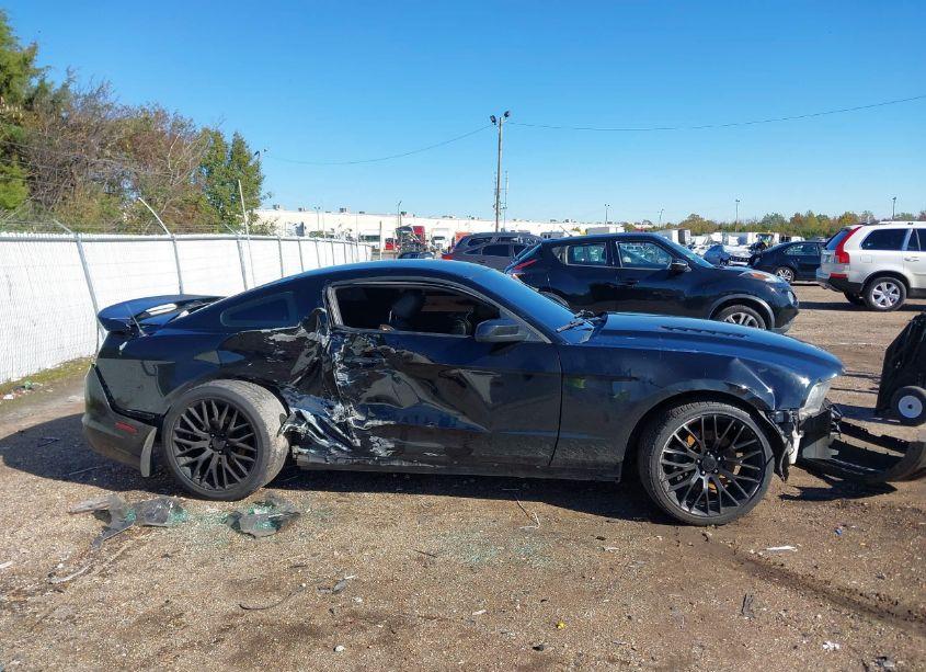 Photo 9 of 2013 Ford Mustang GT PREMIUM (VIN 1ZVBP8CFXD5271317)