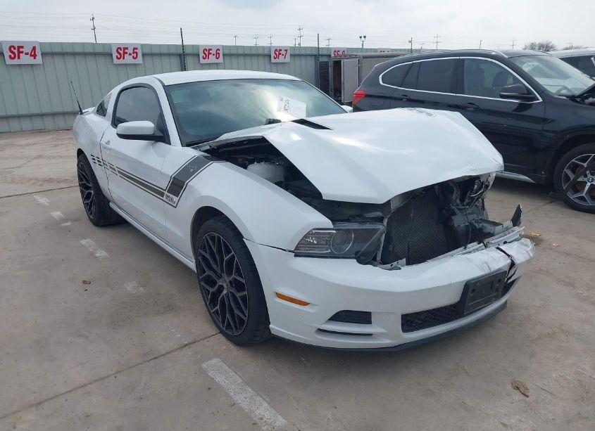 2014 Ford Mustang GT (VIN 1ZVBP8CFXE5288006) main photo