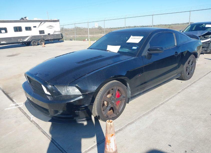 Photo 2 of 2014 Ford Mustang GT PREMIUM (VIN 1ZVBP8CFXE5304026)