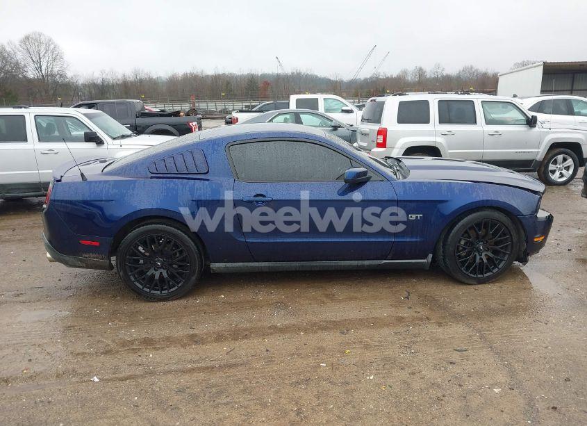 Photo 13 of 2010 Ford Mustang GT/GT PREMIUM (VIN 1ZVBP8CH0A5121729)