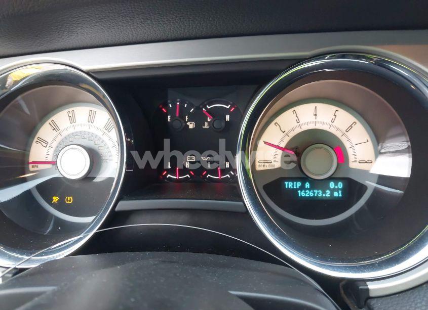 Photo 7 of 2010 Ford Mustang GT/GT PREMIUM (VIN 1ZVBP8CH0A5121729)