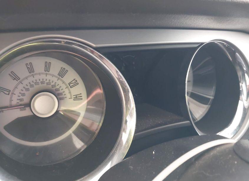 Photo 7 of 2010 Ford Mustang GT/GT PREMIUM (VIN 1ZVBP8CH0A5156674)