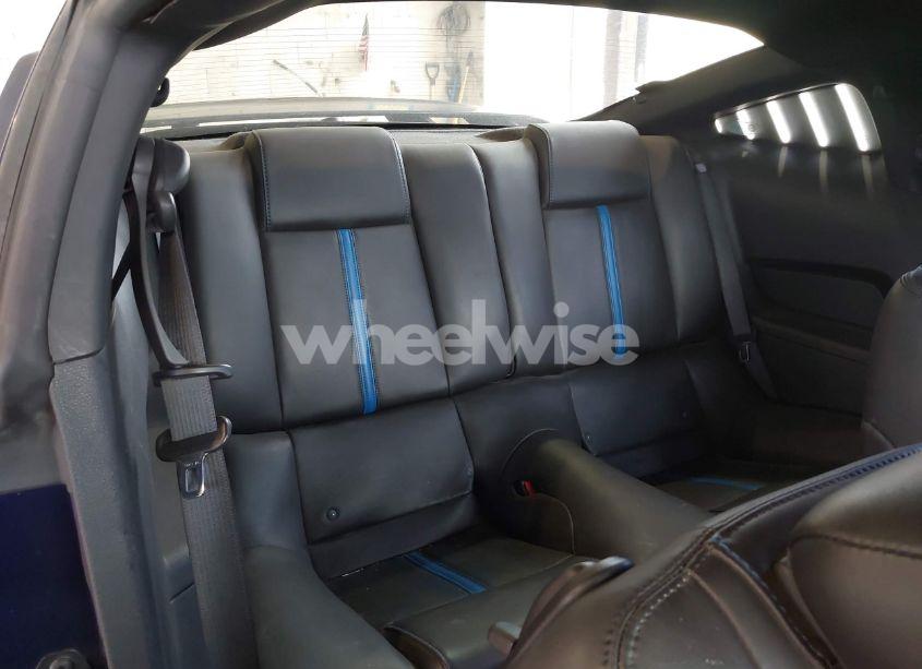 Photo 8 of 2010 Ford Mustang GT/GT PREMIUM (VIN 1ZVBP8CH0A5173121)