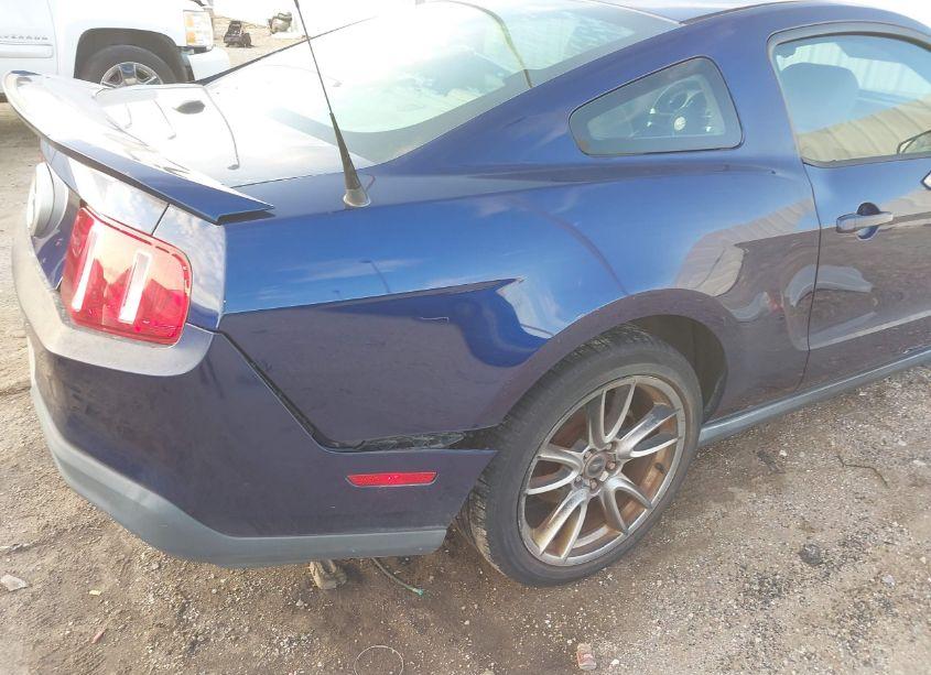 Photo 4 of 2010 Ford Mustang GT/GT PREMIUM (VIN 1ZVBP8CH3A5148990)