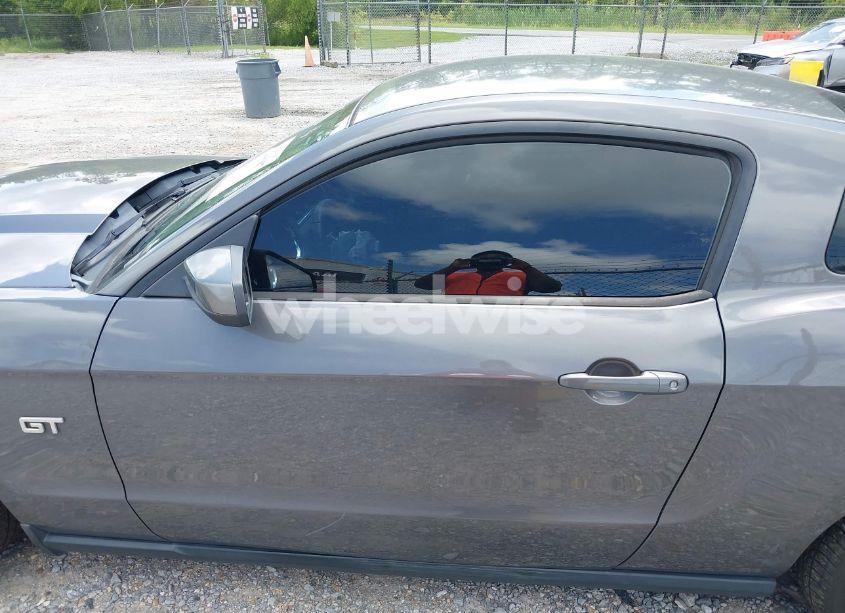 Photo 14 of 2010 Ford Mustang GT/GT PREMIUM (VIN 1ZVBP8CH7A5162438)