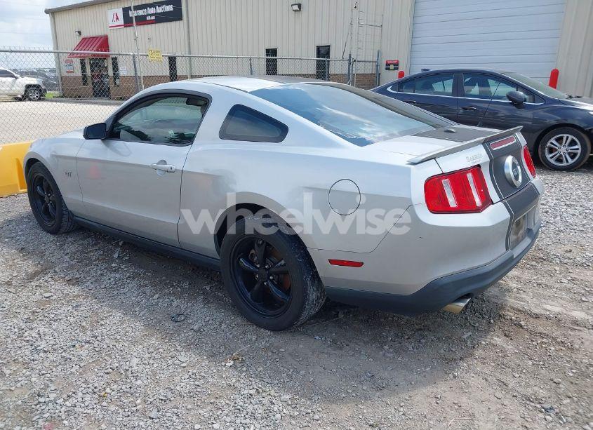 Photo 3 of 2010 Ford Mustang GT/GT PREMIUM (VIN 1ZVBP8CH7A5181037)