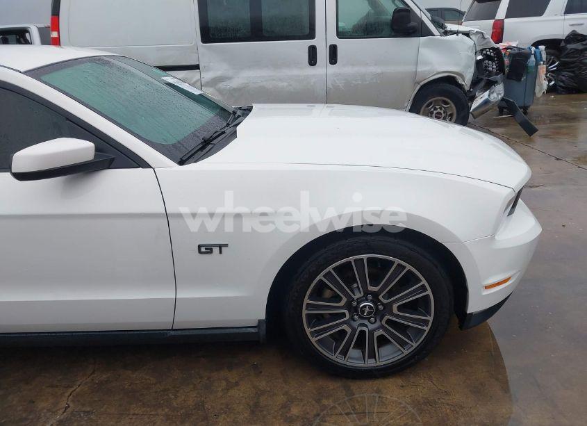 Photo 17 of 2010 Ford Mustang GT/GT PREMIUM (VIN 1ZVBP8CH9A5104685)