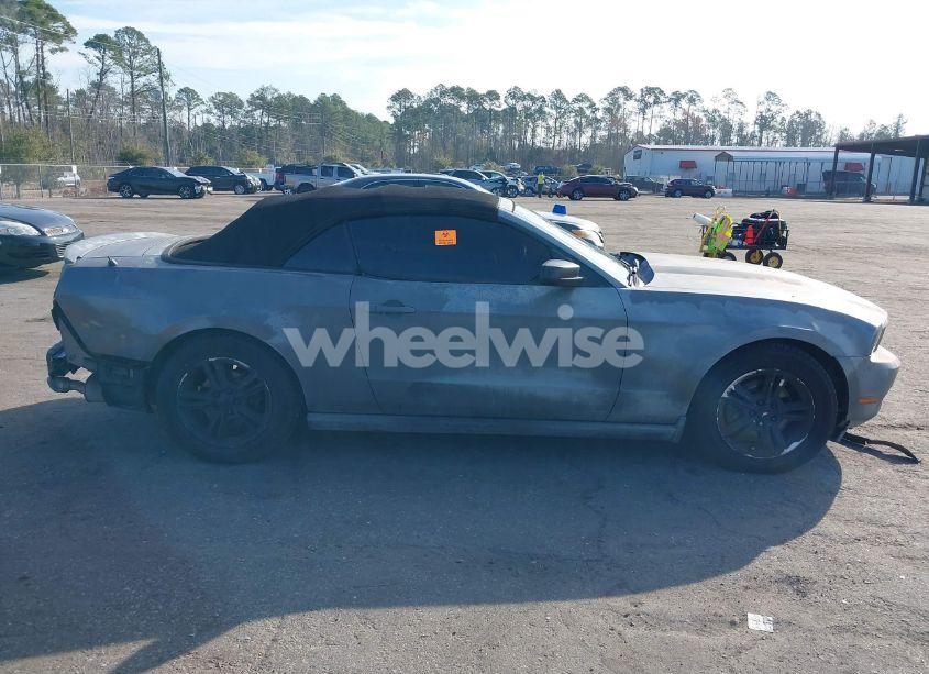 Photo 13 of 2011 Ford Mustang V6 (VIN 1ZVBP8EM0B5155021)