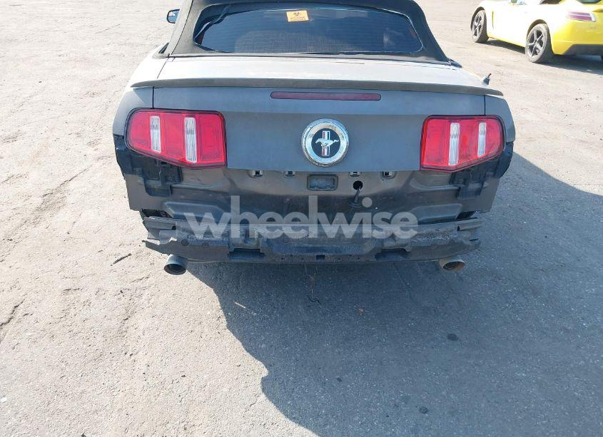 Photo 6 of 2011 Ford Mustang V6 (VIN 1ZVBP8EM0B5155021)